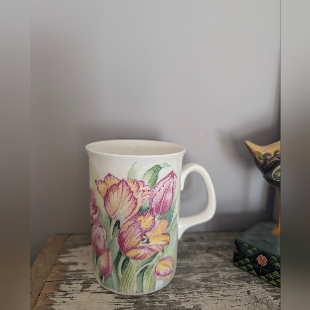 Royal Doulton Tulip Mug - Pink and Green